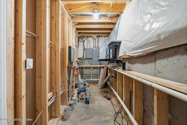 7507 Greenfield Pl, Crestwood, KY 40014