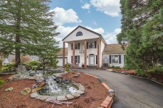 575 Country Aire Drive, Grants Pass, OR 97526
