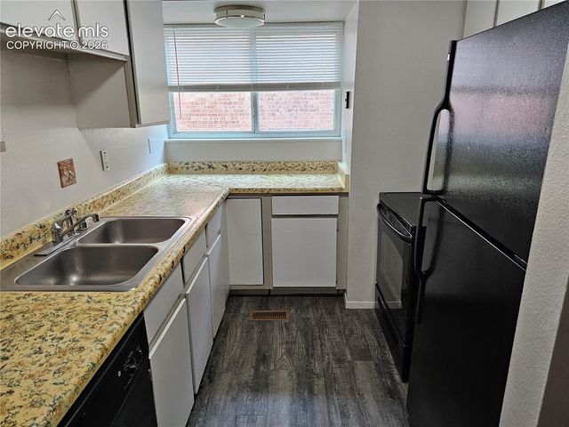 980 Holli Springs Lane C, Colorado Springs, CO 80907