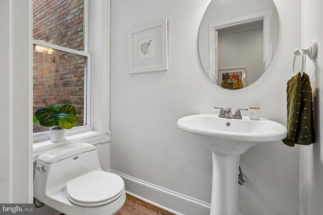 720 L ST NE, Washington, DC 20002