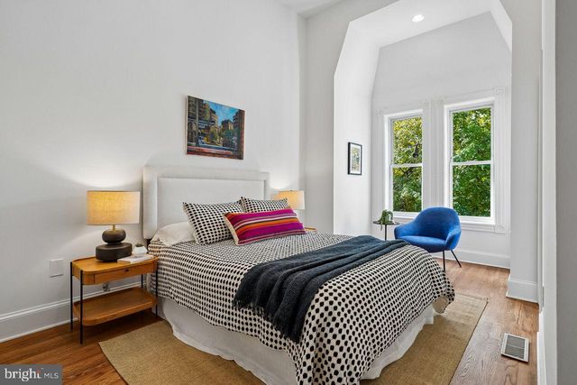 720 L ST NE, Washington, DC 20002
