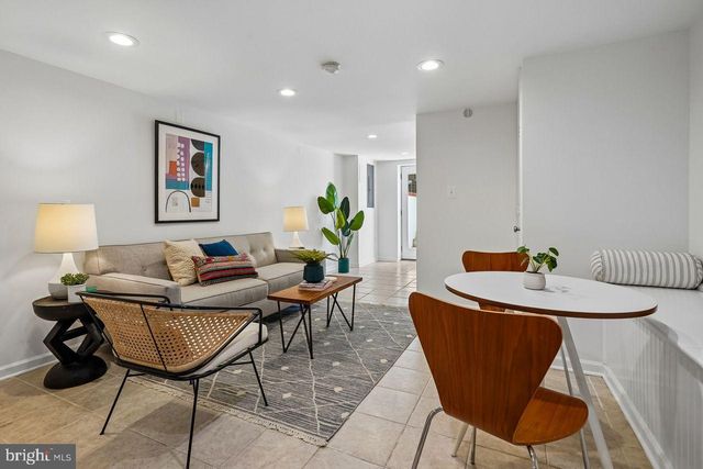 720 L ST NE, Washington, DC 20002