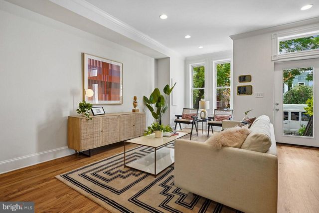 720 L ST NE, Washington, DC 20002
