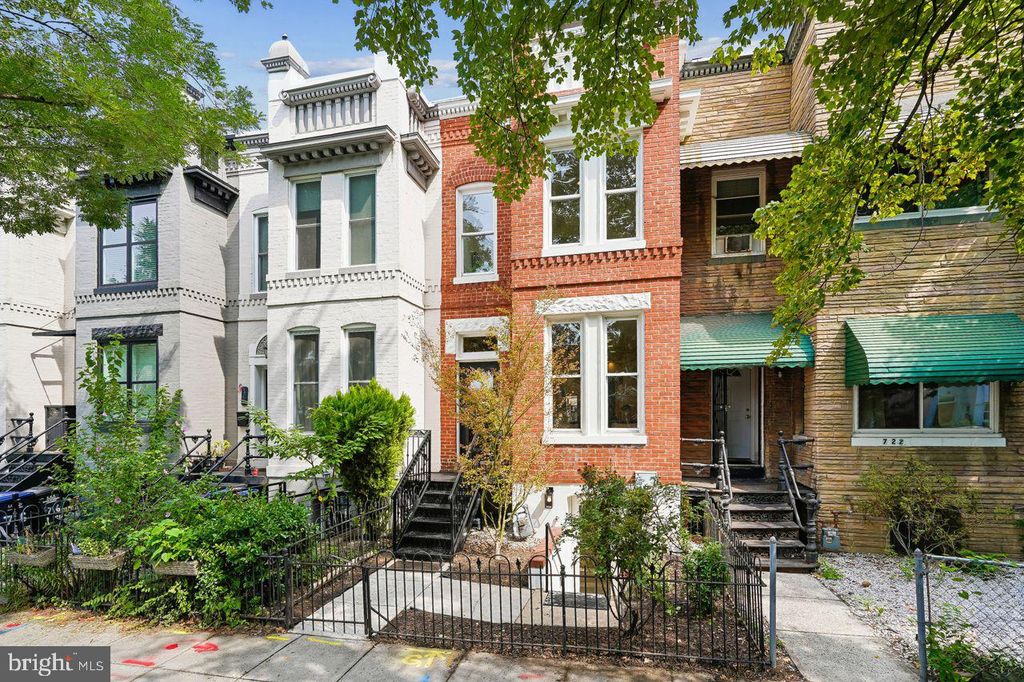 720 L ST NE, Washington, DC 20002