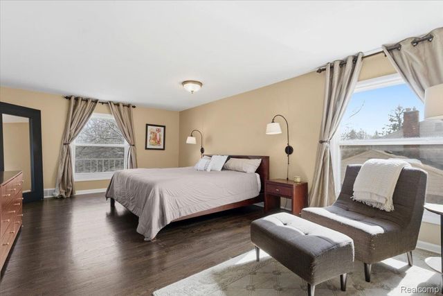 31065 Old Stage Road, Beverly Hills Village, MI 48025