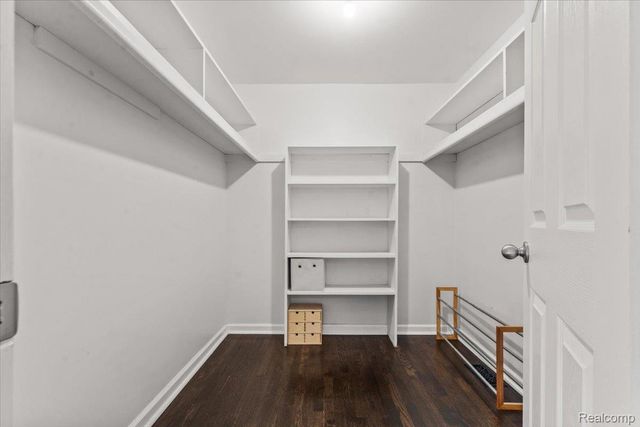 31065 Old Stage Road, Beverly Hills Village, MI 48025