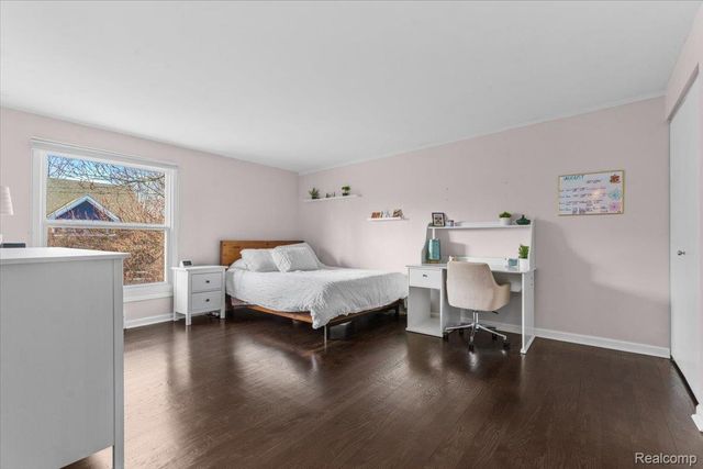 31065 Old Stage Road, Beverly Hills Village, MI 48025