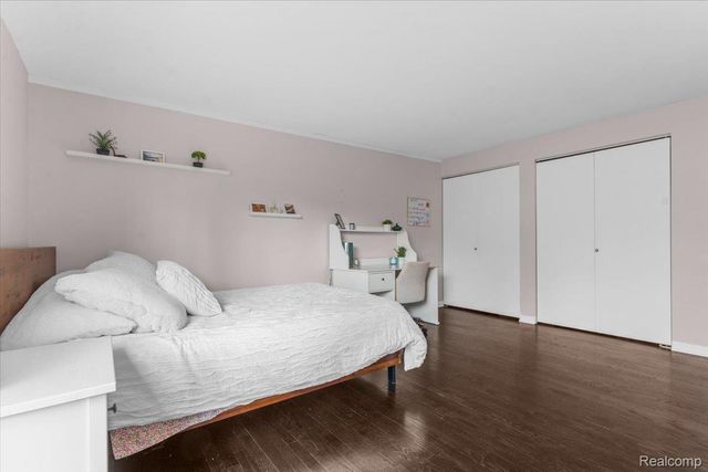 31065 Old Stage Road, Beverly Hills Village, MI 48025