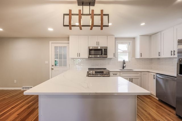 181 E Main St, Westborough, MA 01581
