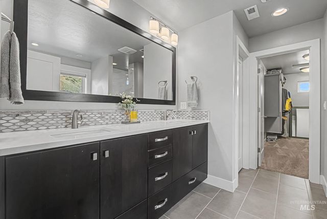 6266 E Playwright St, Boise, ID 83716