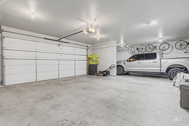 6266 E Playwright St, Boise, ID 83716