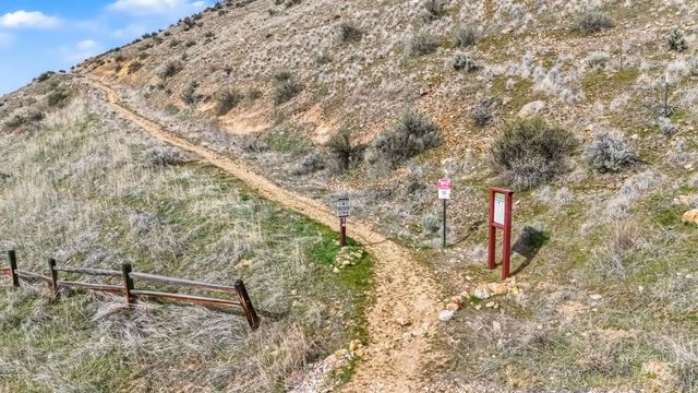 6266 E Playwright St, Boise, ID 83716