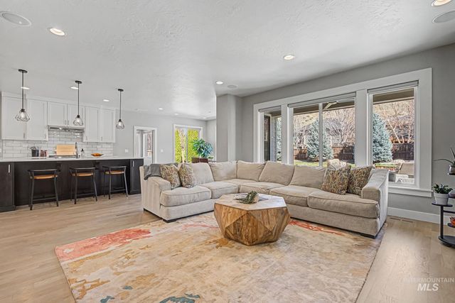 6266 E Playwright St, Boise, ID 83716