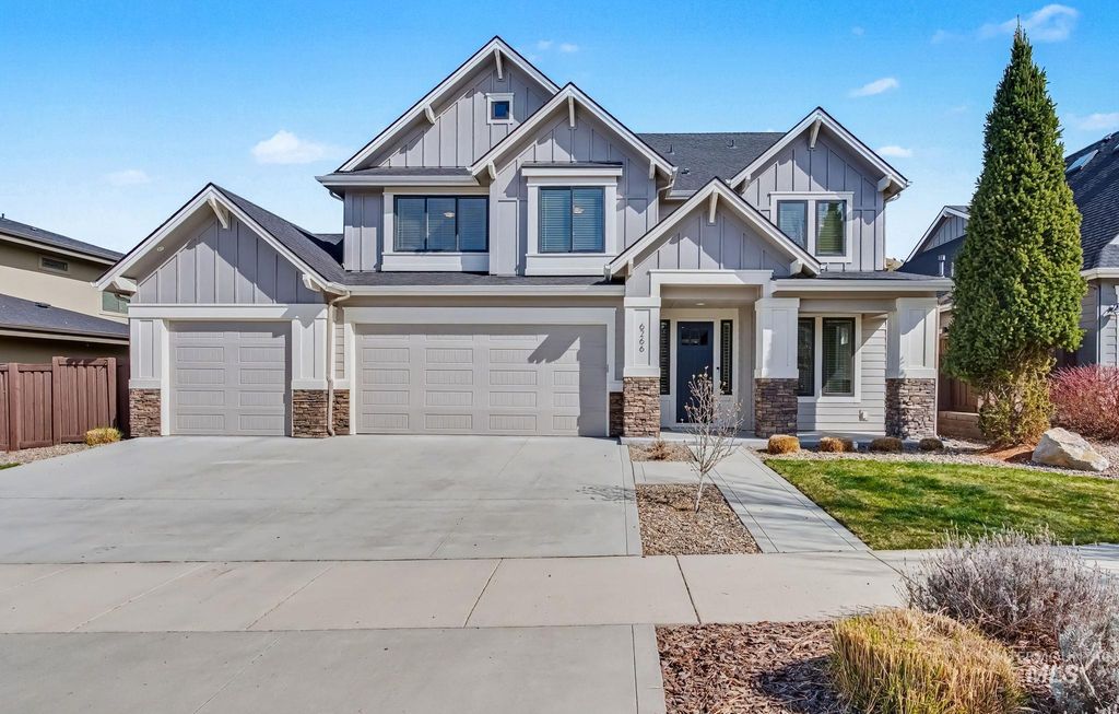 6266 E Playwright St, Boise, ID 83716