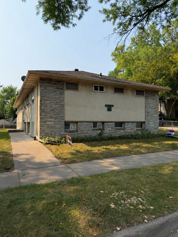 616 Ivy Avenue E, Saint Paul, MN 55101 — photo 2