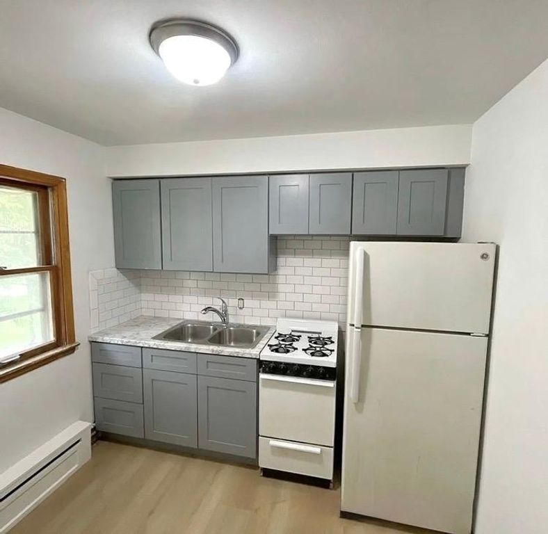 616 Ivy Avenue E, Saint Paul, MN 55101 — photo 4