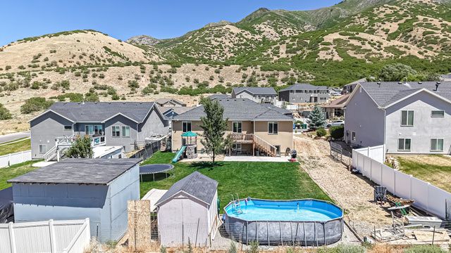 84 S 1030 E, Santaquin, UT 84655