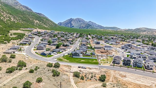 84 S 1030 E, Santaquin, UT 84655