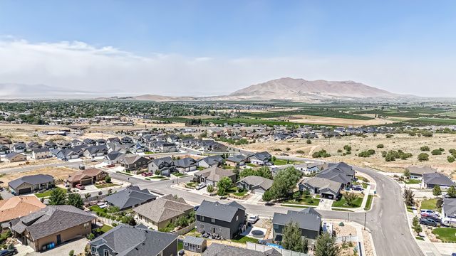 84 S 1030 E, Santaquin, UT 84655