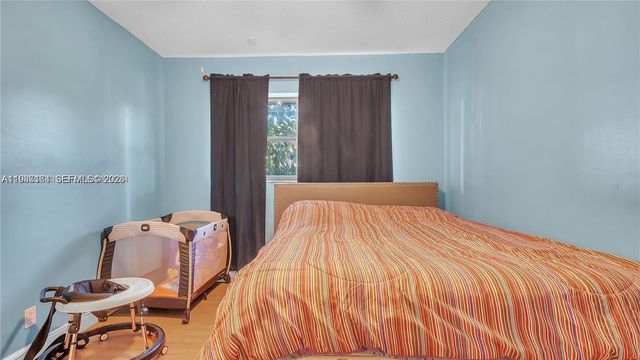 3926 S Arelia Dr S, Delray Beach, FL 33445