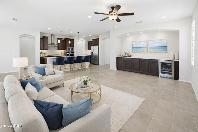 26990 W KERRY Lane, Buckeye, AZ 85396