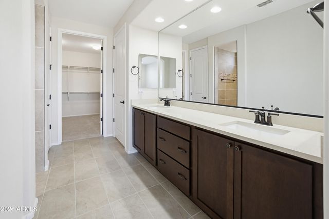 26990 W KERRY Lane, Buckeye, AZ 85396