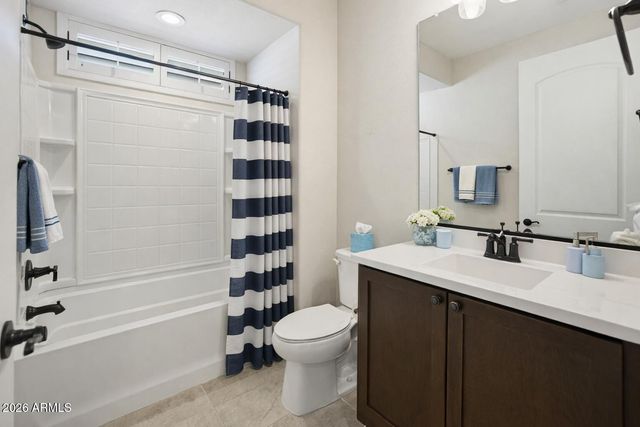 26990 W KERRY Lane, Buckeye, AZ 85396