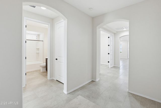 26990 W KERRY Lane, Buckeye, AZ 85396