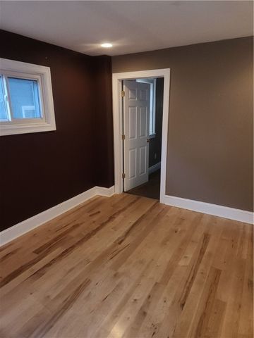 57 Rowley Street lower, Rochester, NY 14607