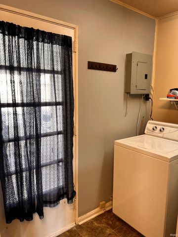 508 W Wharton Drive, Marion, IN 46952