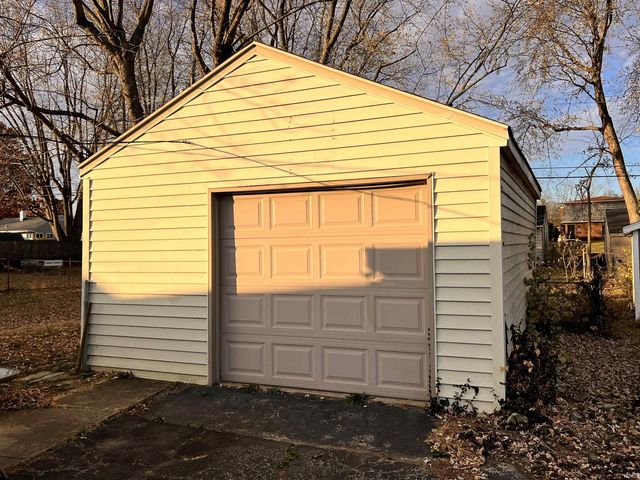 508 W Wharton Drive, Marion, IN 46952