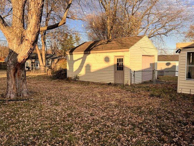 508 W Wharton Drive, Marion, IN 46952