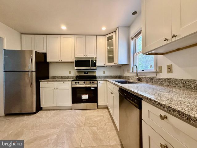 450 SUNRISE BLVD, Elizabethtown, PA 17022