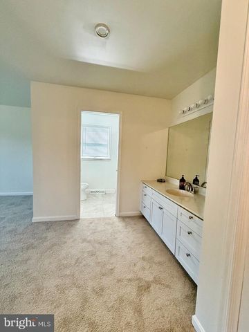 450 SUNRISE BLVD, Elizabethtown, PA 17022