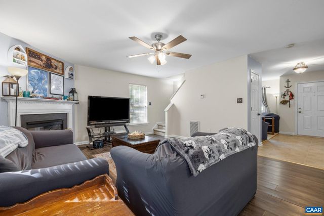 9 MOREWOOD PL, Palmyra, VA 22963