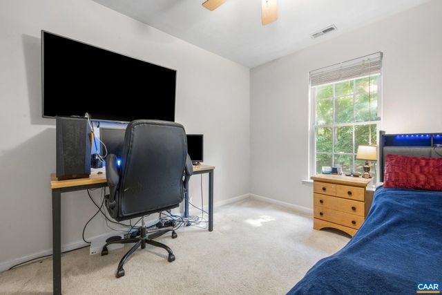 9 MOREWOOD PL, Palmyra, VA 22963