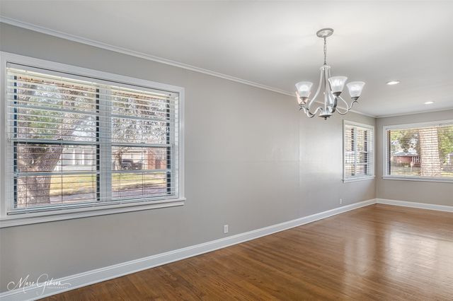 279 Bruce Avenue, Shreveport, LA 71105