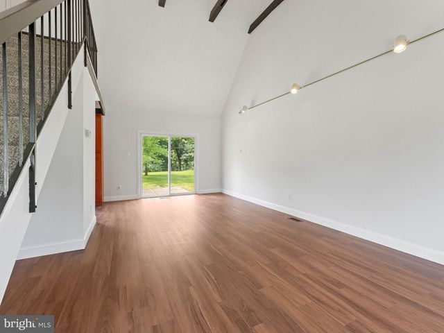 19 PENFIELD LN, Sicklerville, NJ 08081