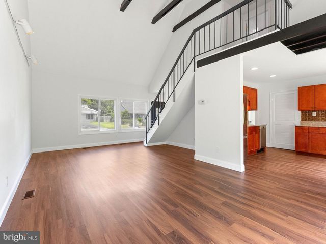 19 PENFIELD LN, Sicklerville, NJ 08081