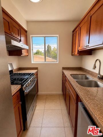 1031 Coronado Terrace, Los Angeles, CA 90026