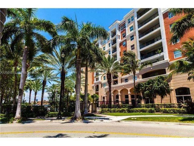 17100 N Bay Rd 1517, Sunny Isles Beach, FL 33160