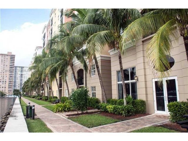 17100 N Bay Rd 1517, Sunny Isles Beach, FL 33160