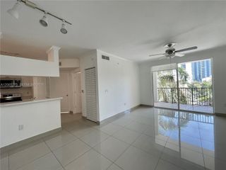 17100 N Bay Rd 1517, Sunny Isles Beach, FL 33160