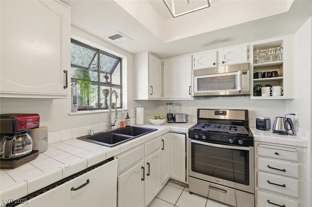 3936 Platis Circle, Las Vegas, NV 89103