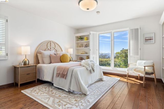 4951 Proctor Ave, Oakland, CA 94618