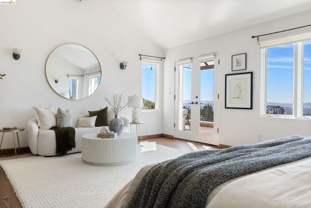 4951 Proctor Ave, Oakland, CA 94618