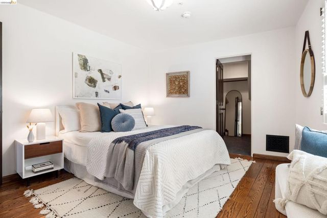 4951 Proctor Ave, Oakland, CA 94618