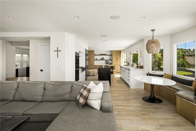 3226 E Ridgeway, Orange, CA 92867