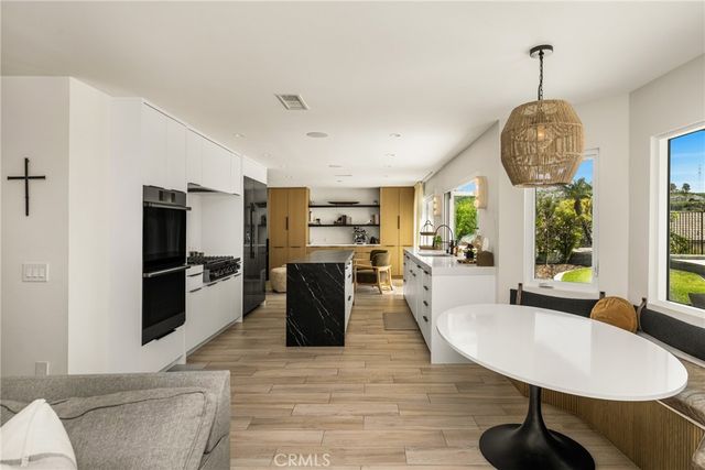 3226 E Ridgeway, Orange, CA 92867