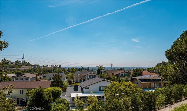 3226 E Ridgeway, Orange, CA 92867